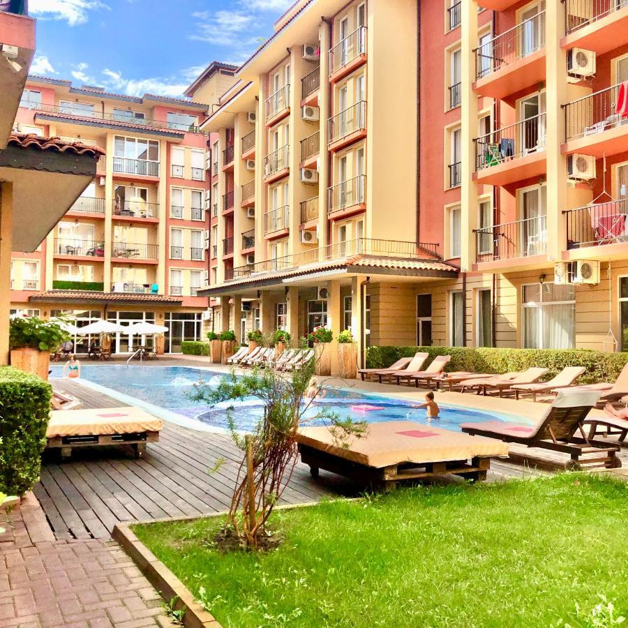 Sunny View Central - Menada Apartments Sunny Beach Esterno foto